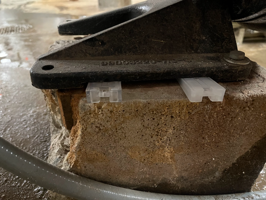 Level Commercial Pumps with Wobble Wedges